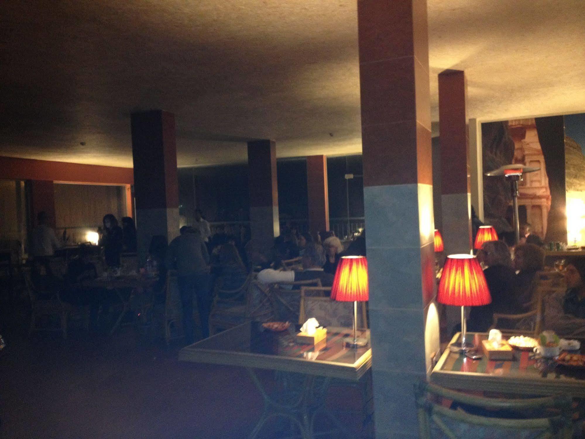Al Anbat Hotel & Restaurant Wadi Musa Dış mekan fotoğraf