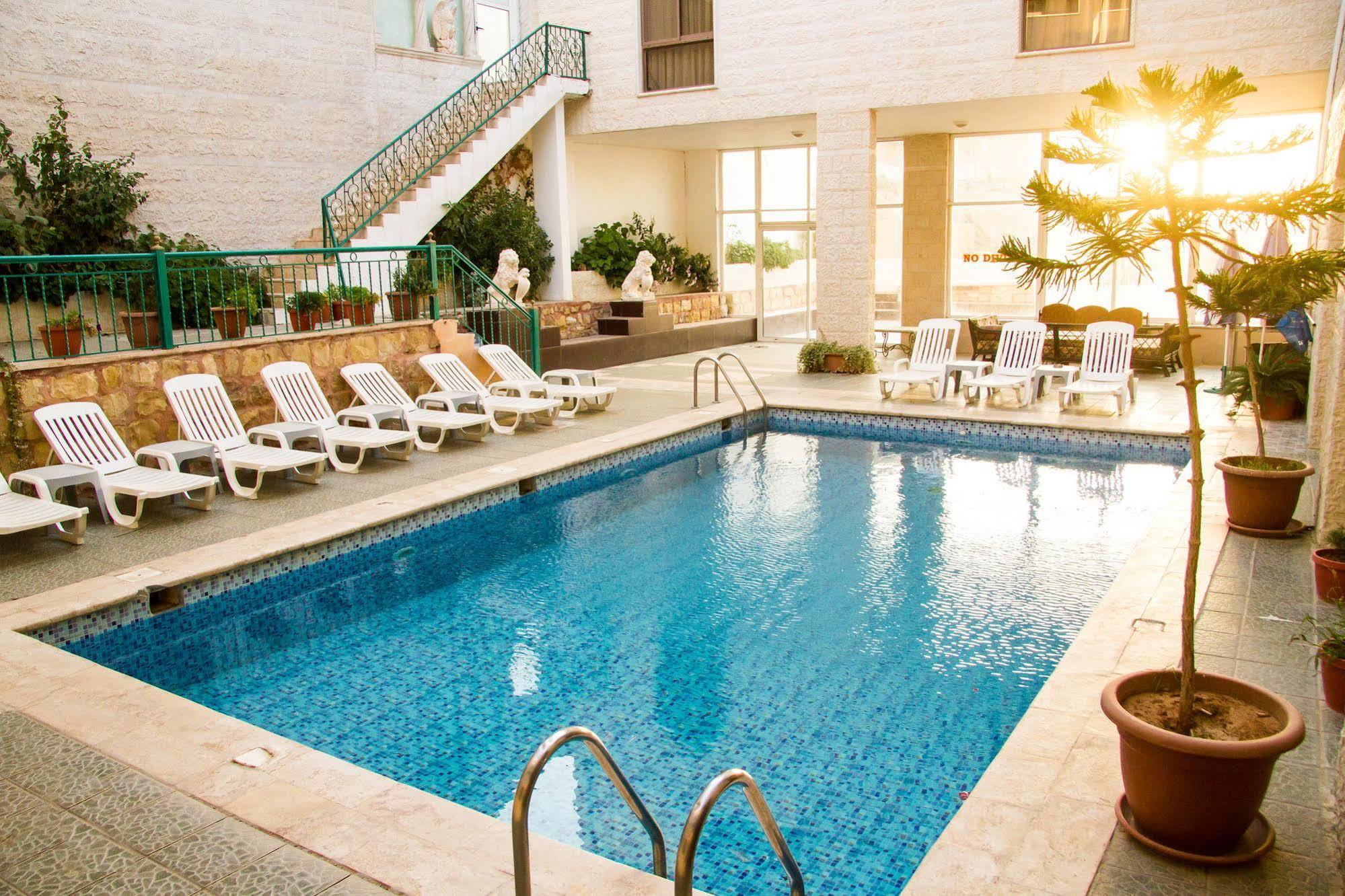 Al Anbat Hotel & Restaurant Wadi Musa Dış mekan fotoğraf